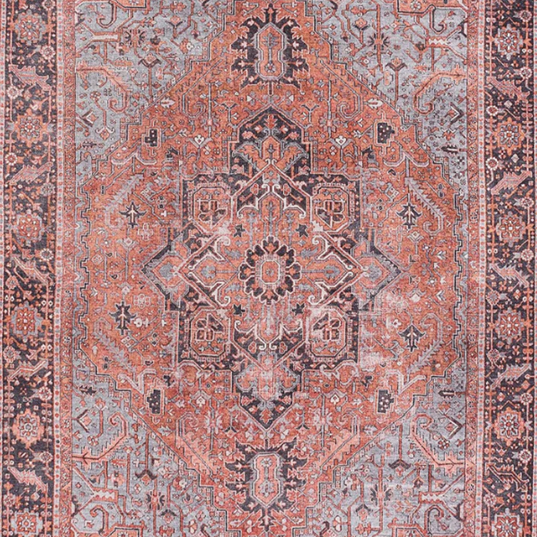Traditional Neat Rug