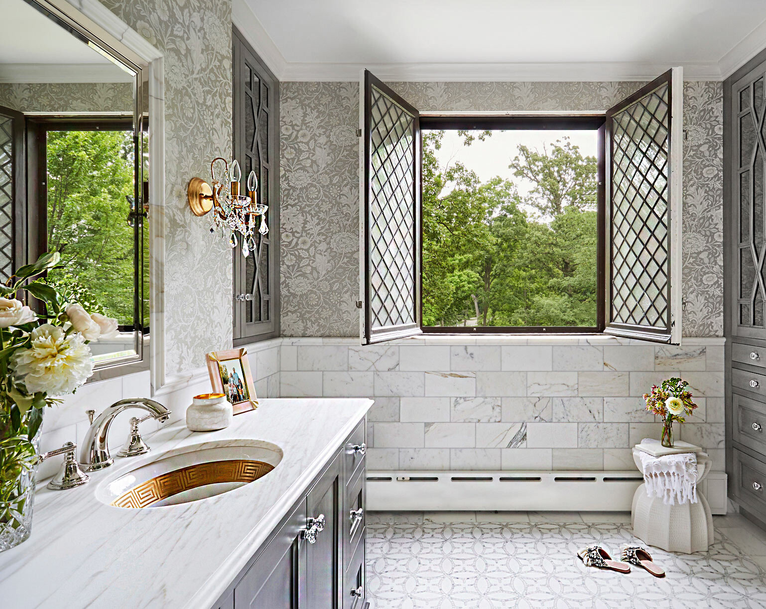 From Ordinary to Sophisticated: Primary Bathroom Improvement Ideas
