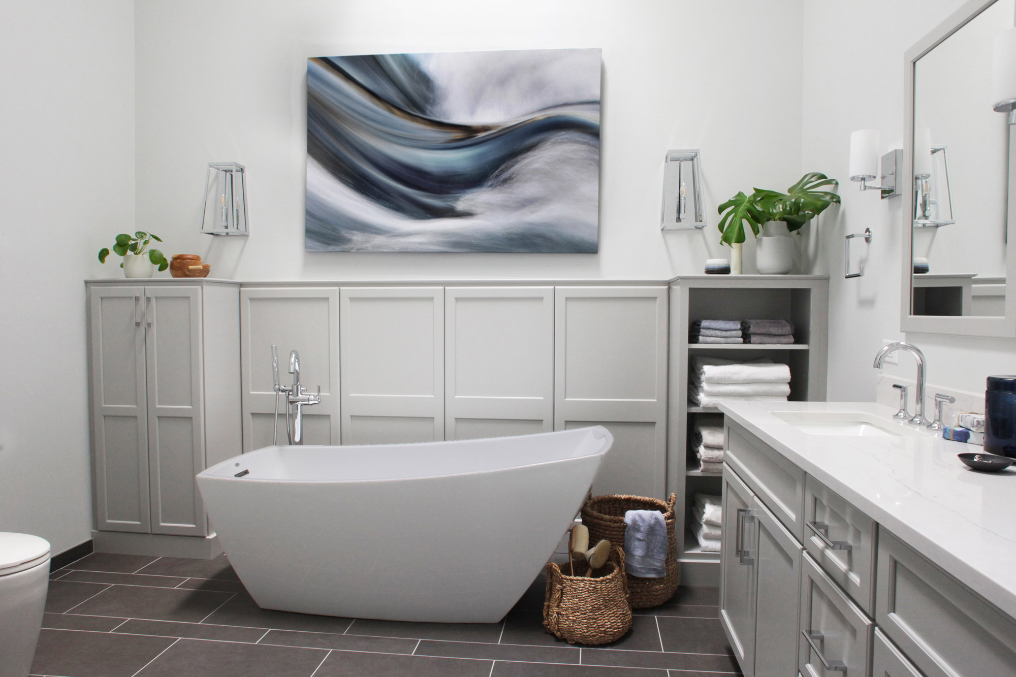 Modern Primary Bath in Downers Grove
