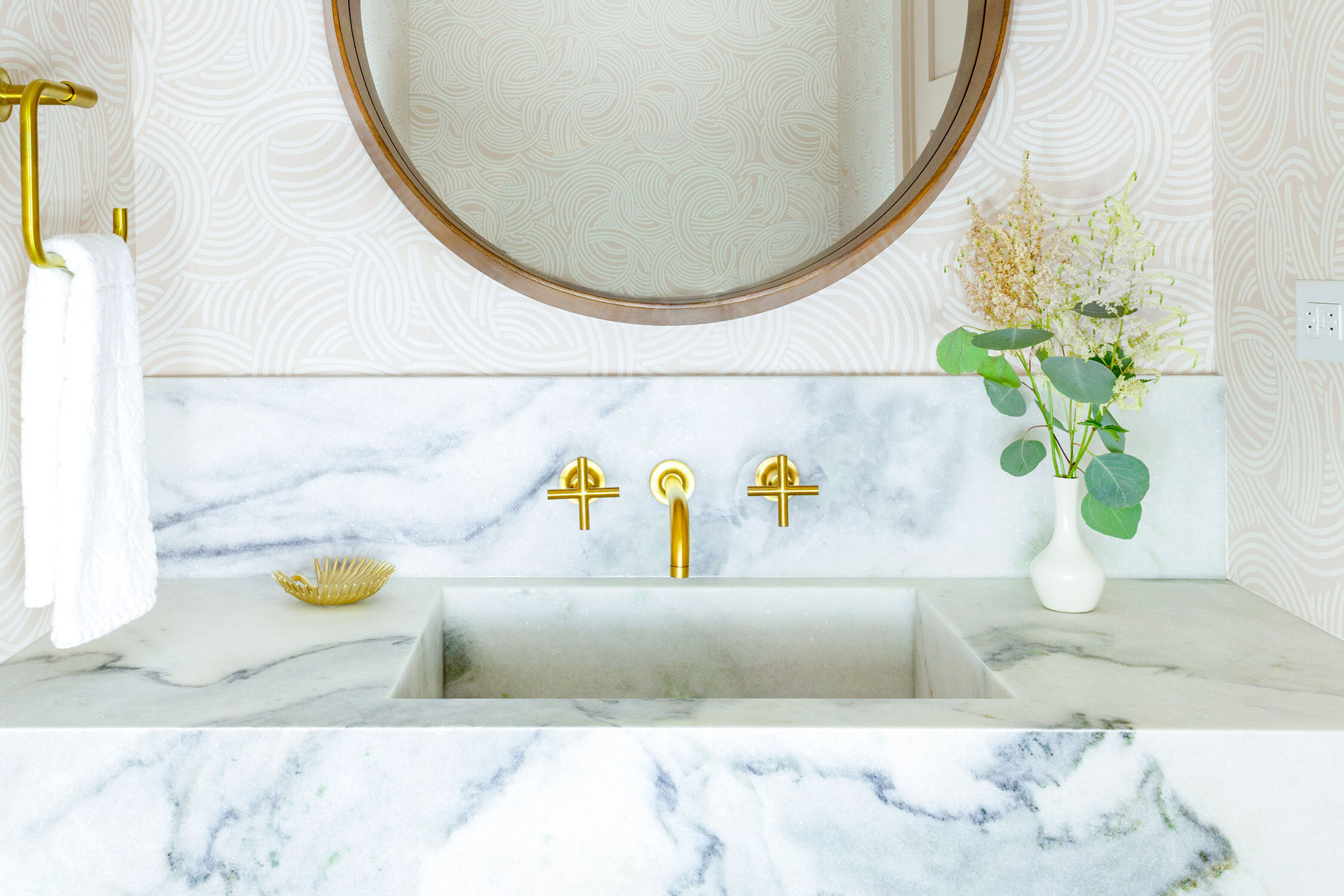marble-vanity-with-gold-accents.jpg