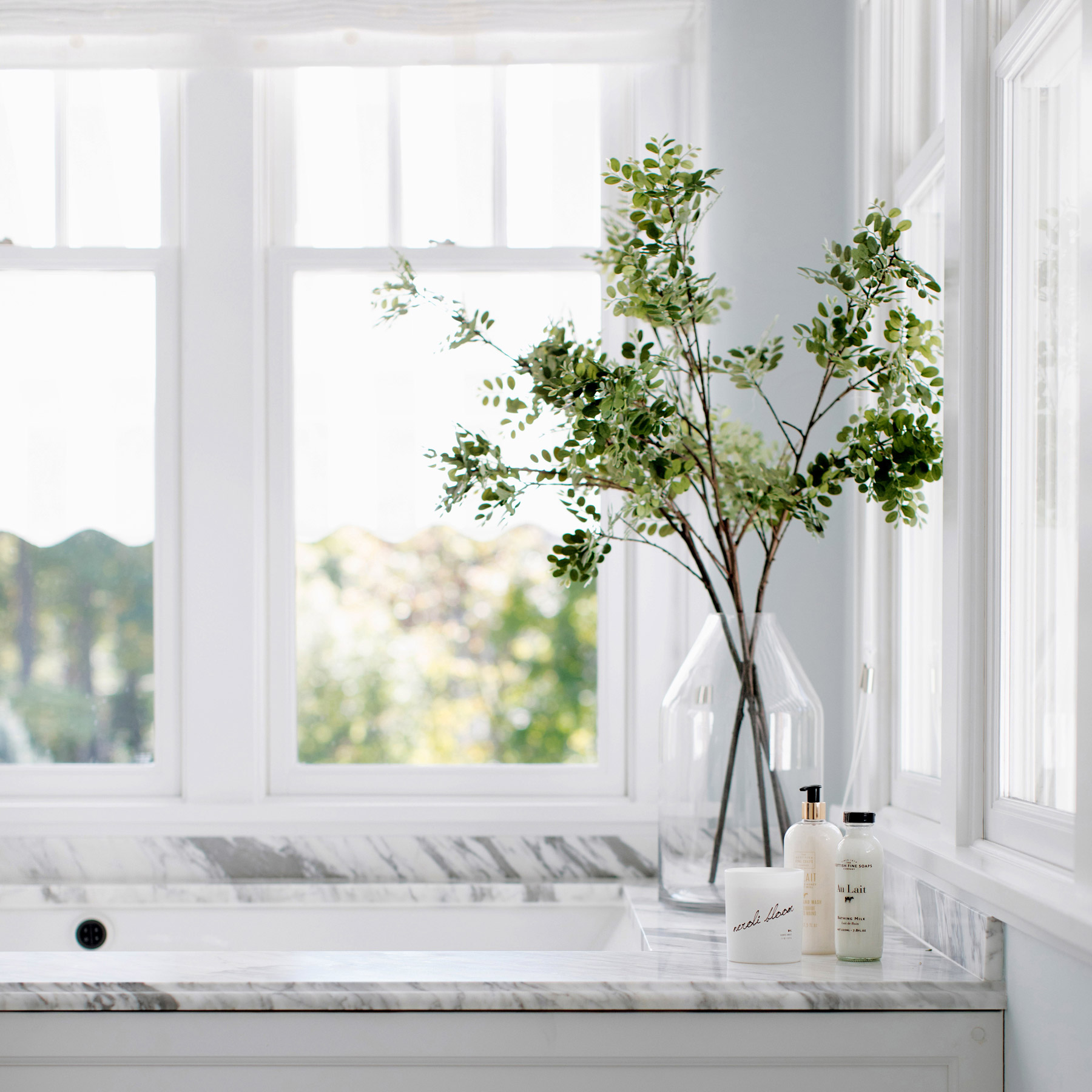 Simple Elegance: 4 Design Updates for Your Primary Bath