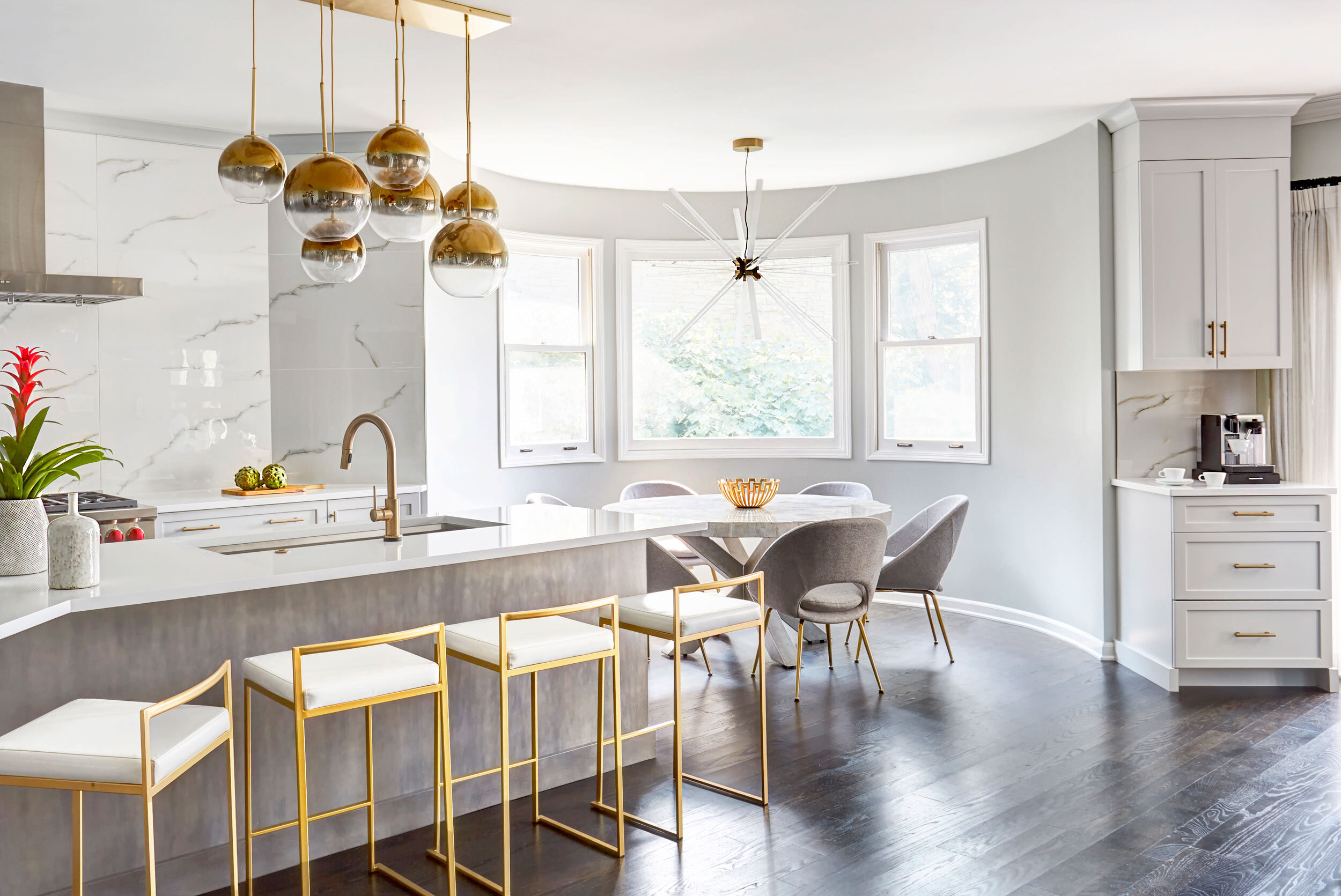 white & gold contemporary kitchen 