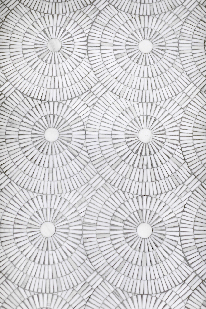 primary-bathroom-circle-tile-flooring-pattern