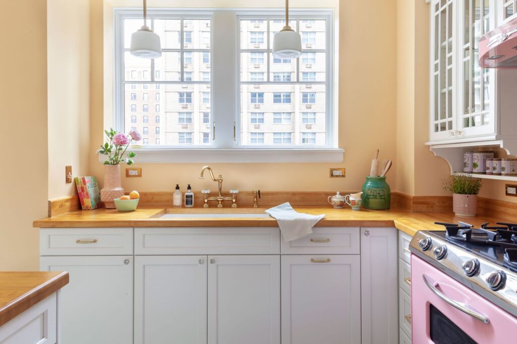 Retro Remodel Sink And Stove Top