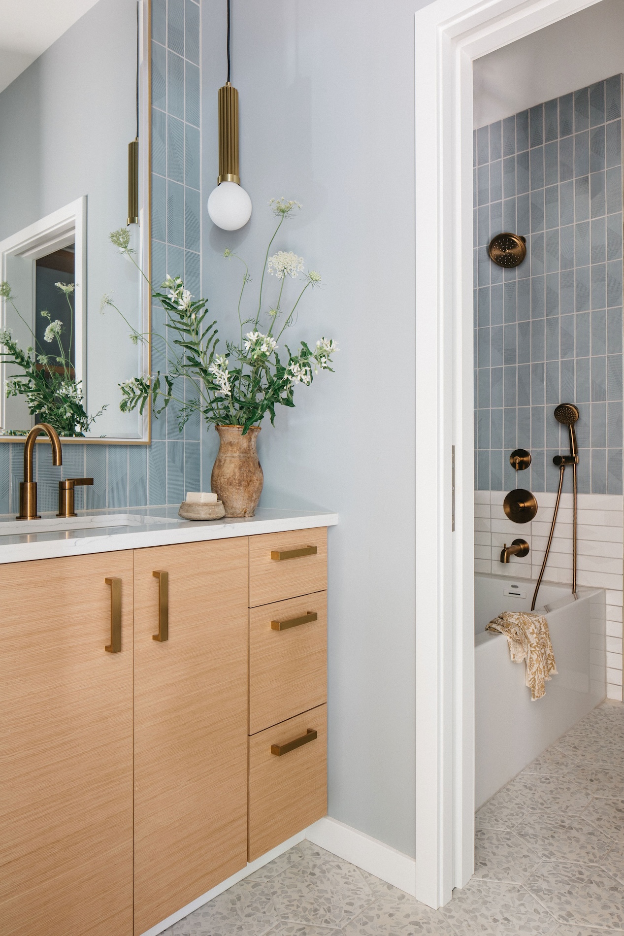 bathroom-interior-design-tks-design-group-4