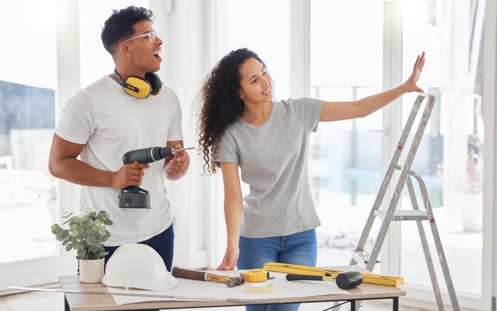 Maintenance,,renovation,and,planning,with,a,couple,in,the,new