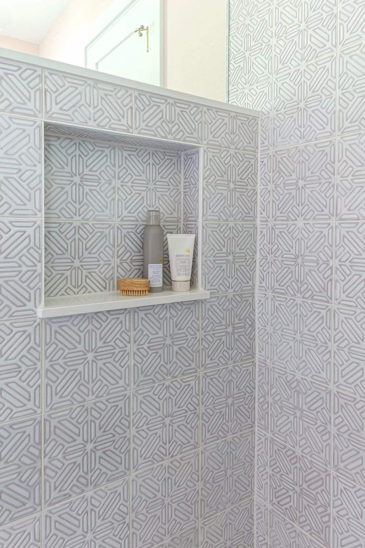 Unique shower tile.jpg