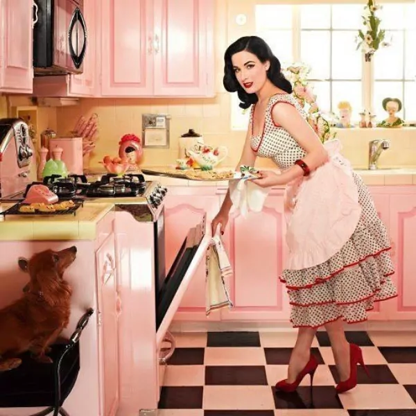 Vintage-pink-kitchen-graphic.jpg