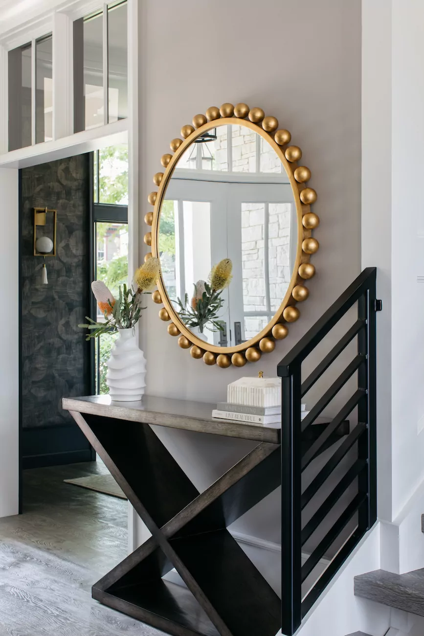 round-gold-mirror-sideboard-table-interior-design