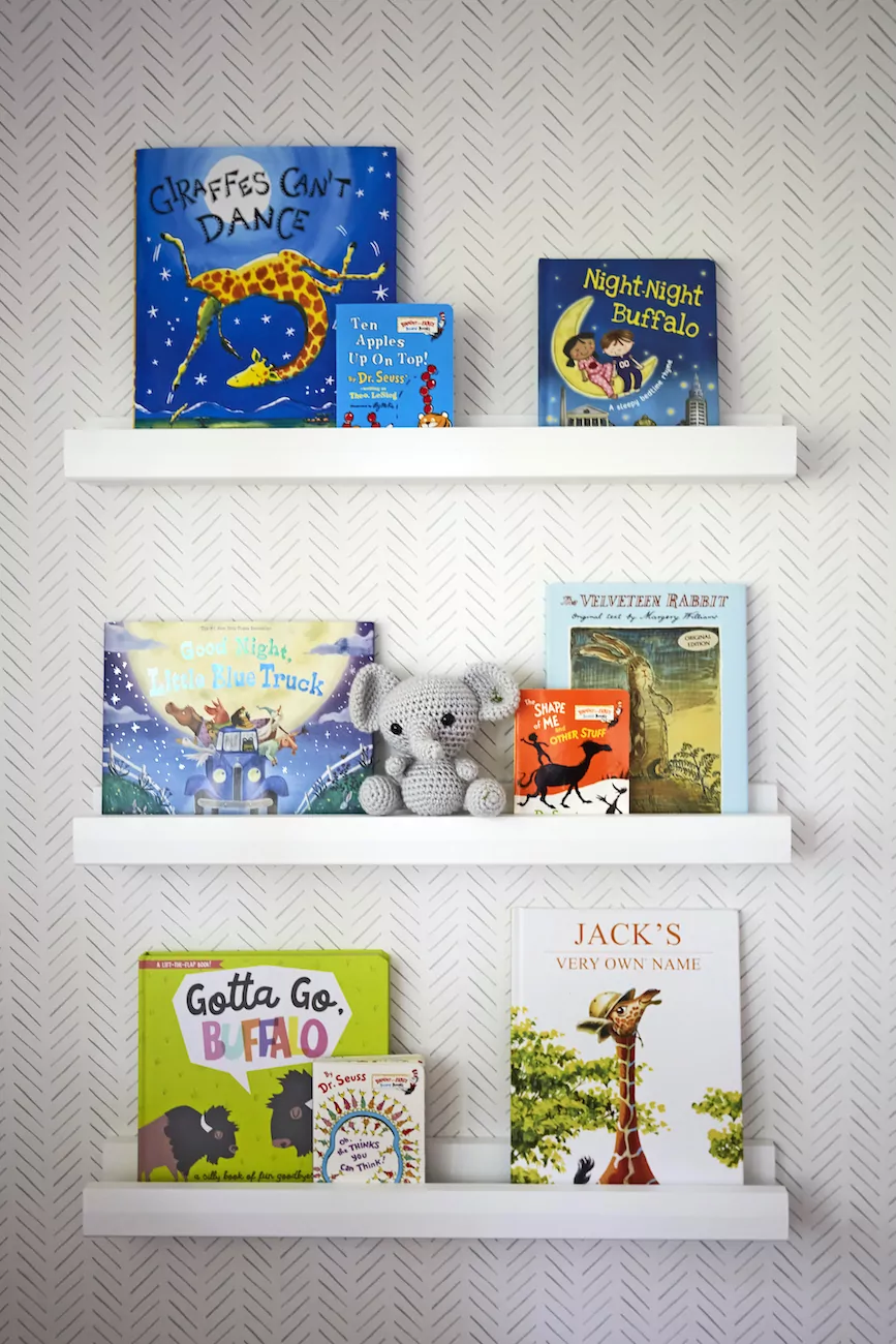 floating-bookshelves-kids-book-display