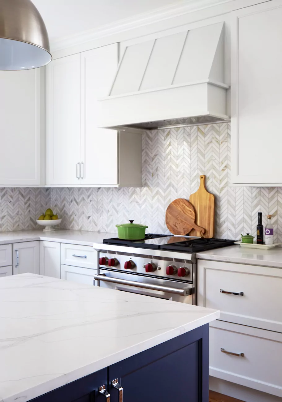 kitchen-design-glen-ellyn-il-white-cabinetry