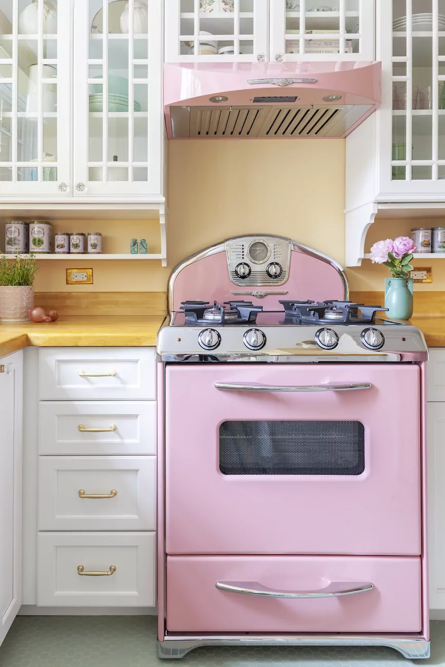 pink-oven-kitchen-appliances-chicago-il