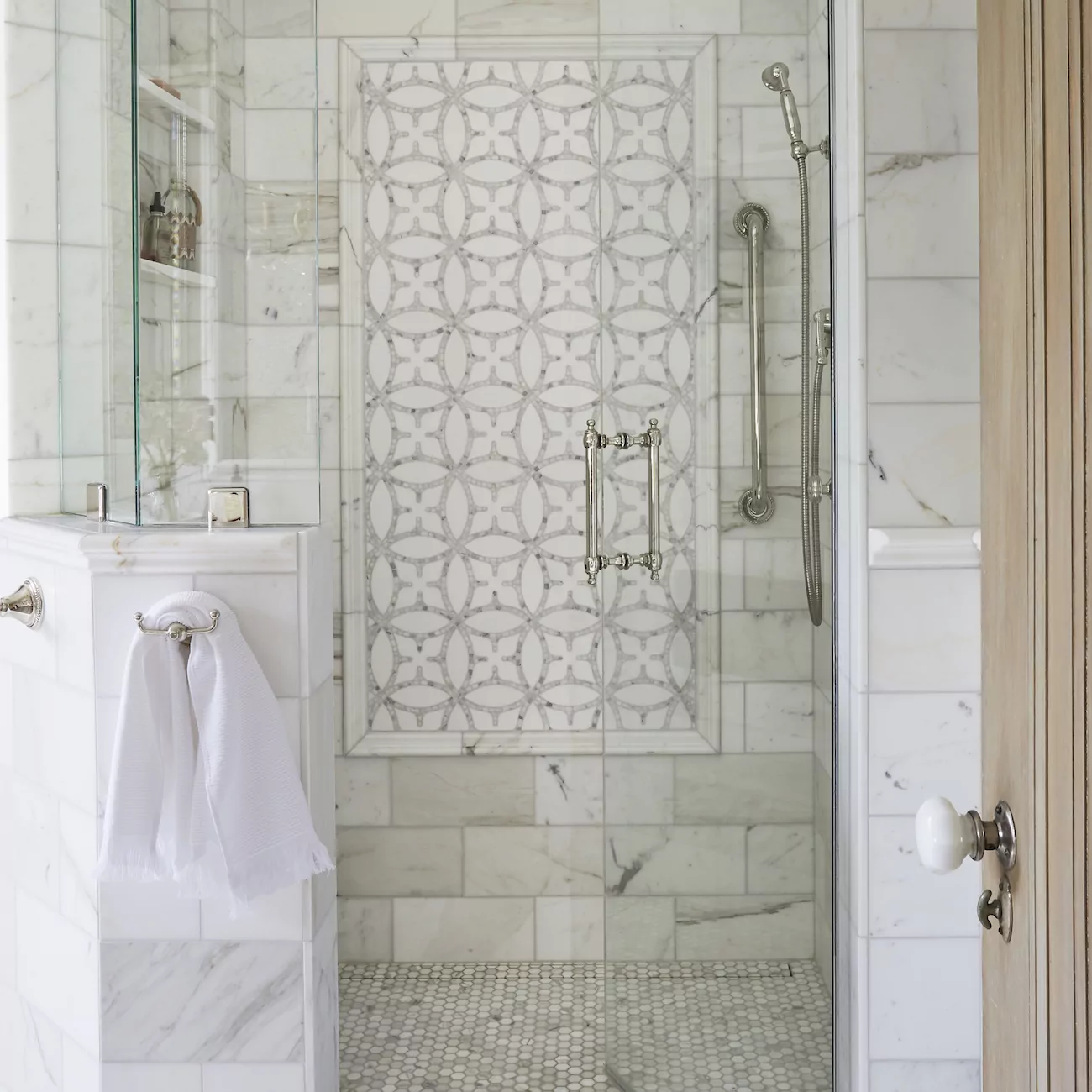 primary-bathroom-shower-design-glass-door